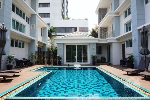 4 Bedroom House for rent in Khlong Tan Nuea, Bangkok near BTS Phrom Phong