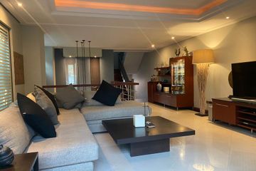3 Bedroom Townhouse for sale in Villa 49 Townhouse, Khlong Tan Nuea, Bangkok near BTS Thong Lo