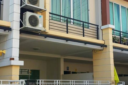 3 Bedroom Townhouse for rent in RK Office Park, Khlong Sam Prawet, Bangkok near Airport Rail Link Lat Krabang