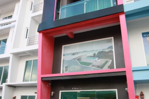 3 Bedroom Townhouse for sale in Rawai, Phuket