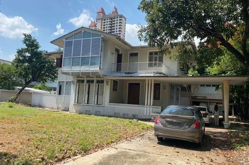 Land for sale in Phaya Thai, Bangkok near BTS Ari