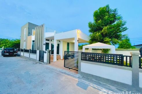 2 Bedroom Villa for sale in Nong Pla Lai, Chonburi
