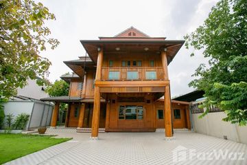 3 Bedroom House for sale in Huai Khwang, Bangkok