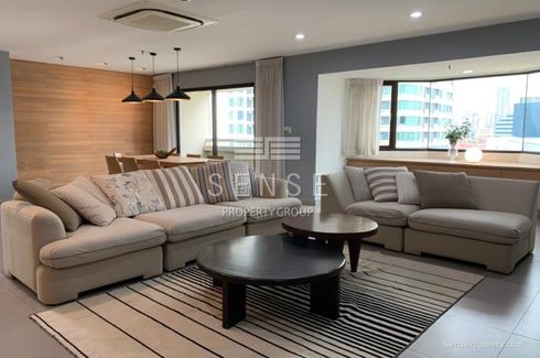 3 Bedroom Condo for sale in Baan Suanpetch, Khlong Tan Nuea, Bangkok near BTS Phrom Phong