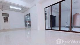 3 Bedroom Townhouse for sale in Bang Chak, Bangkok near BTS Punnawithi