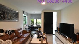 3 Bedroom House for sale in Manthana Onnut - Wongwaen 4, Dokmai, Bangkok