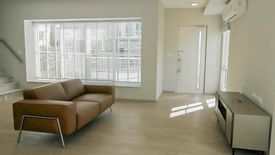 2 Bedroom House for rent in Dokmai, Bangkok