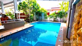 3 Bedroom House for sale in Maneeya Home, Huai Yai, Chonburi