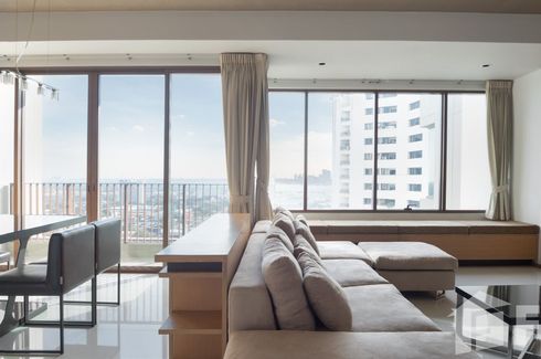 2 Bedroom Condo for rent in The Emporio Place, Khlong Tan, Bangkok near BTS Phrom Phong