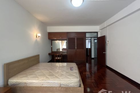 2 Bedroom Condo for rent in CS Villa, Khlong Tan Nuea, Bangkok near BTS Ekkamai
