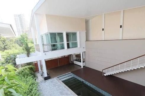 4 Bedroom House for rent in Khlong Tan, Bangkok near BTS Phrom Phong