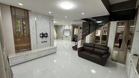 3 Bedroom House for sale in The Gallery House Pattern, Chom Phon, Bangkok near MRT Chankasem