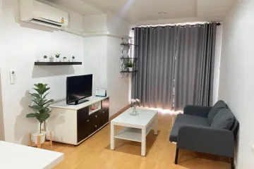 1 Bedroom Condo for rent in Chong Nonsi, Bangkok