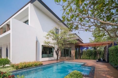 4 Bedroom House for rent in Dokmai, Bangkok