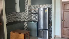 1 Bedroom Condo for rent in Thung Maha Mek, Bangkok near MRT Lumpini