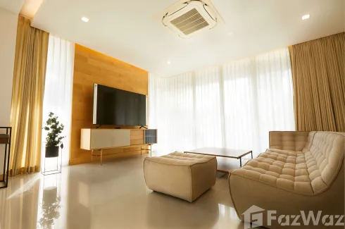 3 Bedroom House for rent in Hem 52 At Rama 9, Bang Kapi, Bangkok near MRT Pradit Manutham