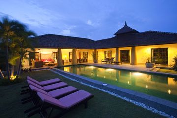 4 Bedroom Villa for sale in Sanuk Residence, Nong Kae, Prachuap Khiri Khan