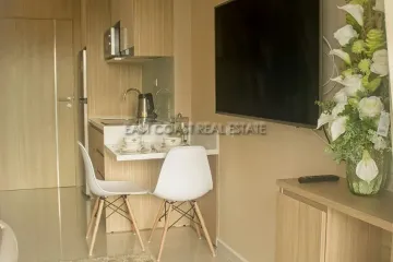 1 Bedroom Condo for sale in Na Kluea, Chonburi