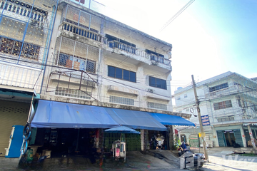 4 Bedroom Townhouse for rent in Bang Bon, Bangkok