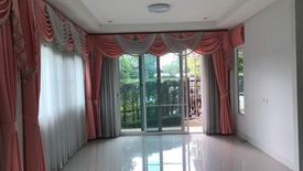 4 Bedroom House for sale in Tha Raeng, Bangkok