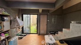 3 Bedroom Townhouse for sale in Bang Mot, Bangkok