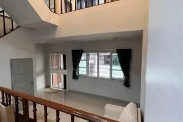 3 Bedroom Townhouse for rent in Bang Chak, Bangkok near BTS On Nut