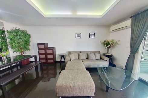 2 Bedroom Condo for rent in Baan Na Varang, Langsuan, Bangkok near BTS Chit Lom