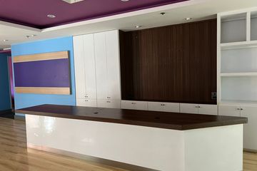 Commercial for rent in Silom, Bangkok near BTS Sala Daeng