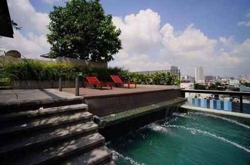 2 Bedroom Condo for sale in Wire Ratchada 19, Chom Phon, Bangkok near MRT Ratchadaphisek