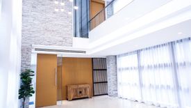 4 Bedroom House for rent in Khlong Tan Nuea, Bangkok