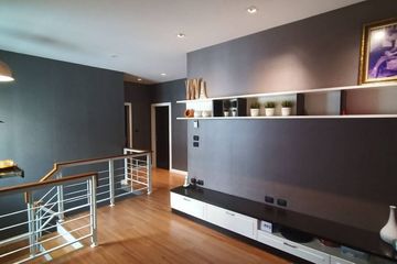 3 Bedroom House for sale in Dokmai, Bangkok