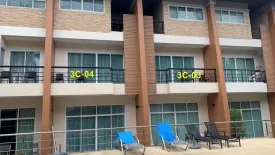 3 Bedroom Townhouse for sale in The Beach Condotel, Karon, Phuket