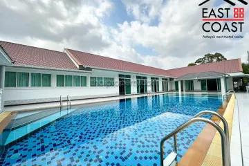4 Bedroom House for sale in Na Kluea, Chonburi