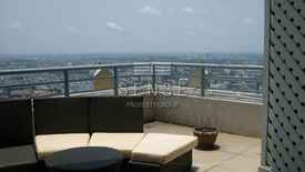 3 Bedroom Condo for sale in Bang Lamphu Lang, Bangkok near BTS Saphan Taksin