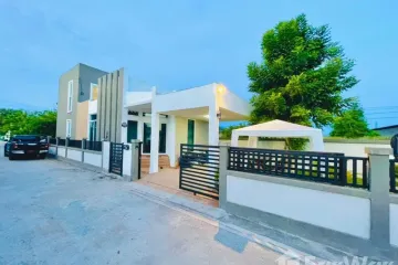 2 Bedroom Villa for rent in Nong Pla Lai, Chonburi