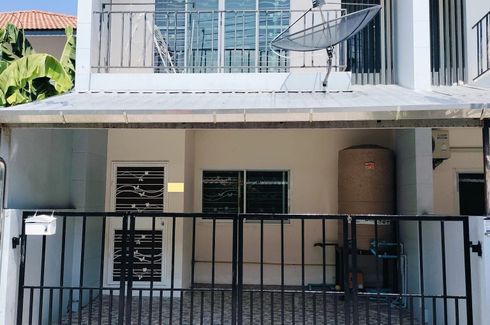 3 Bedroom Townhouse for rent in Wichit, Phuket
