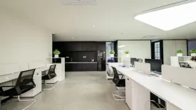 Office for sale in CHAMNAN PHENJATI BUSINESS CENTER, Huai Khwang, Bangkok near MRT Phra Ram 9