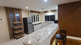 5 Bedroom House for rent in Phra Khanong, Bangkok near BTS Phra Khanong