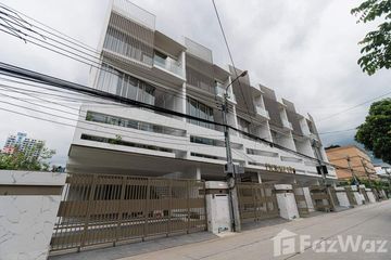 3 Bedroom Townhouse for sale in LUXE 35 Ratchada-Ladprao, Chan Kasem, Bangkok near MRT Chankasem