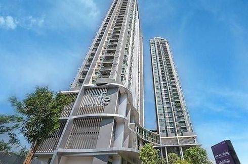 2 Bedroom Condo for sale in Life Ratchadapisek, Huai Khwang, Bangkok near MRT Huai Khwang