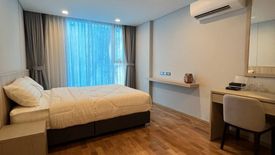 2 Bedroom Apartment for rent in Khlong Toei Nuea, Bangkok near Airport Rail Link Makkasan