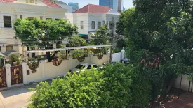 4 Bedroom House for rent in Phra Khanong Nuea, Bangkok