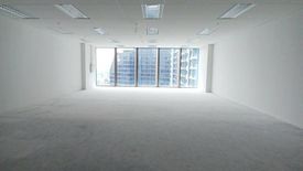 Office for rent in Singha Complex, Bang Kapi, Bangkok near MRT Phetchaburi