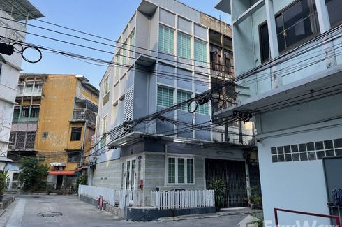 2 Bedroom Townhouse for sale in Bang Phlat, Bangkok near MRT Sirindhorn