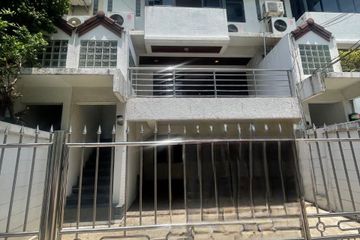 4 Bedroom Townhouse for rent in Langsuan, Bangkok near BTS Ratchadamri