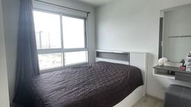 2 Bedroom Condo for sale in Chewathai Phetkasem 27, Bang Wa, Bangkok near BTS Bang Wa