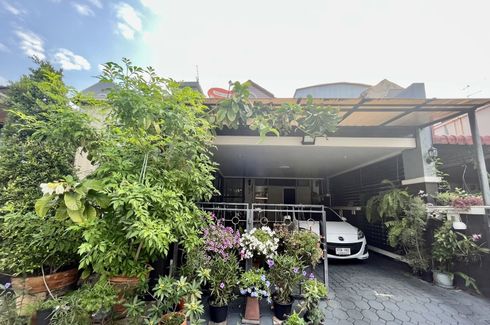 3 Bedroom House for sale in Garden View Cluster Home, Phlapphla, Bangkok