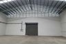 Warehouse / Factory for rent in Khlong Si, Pathum Thani