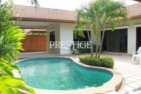 3 Bedroom House for rent in Na Kluea, Chonburi