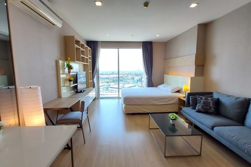 Condo for sale in Sky Walk Condominium, Phra Khanong Nuea, Bangkok near BTS Phra Khanong